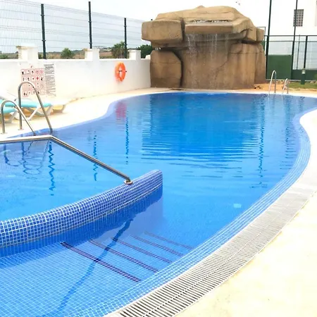 Casa Moderna - Pool, Patio, Wifi, Air Condition
