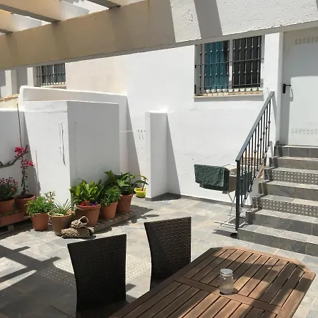 Casa Moderna - Pool, Patio, Wifi, Air Condition *