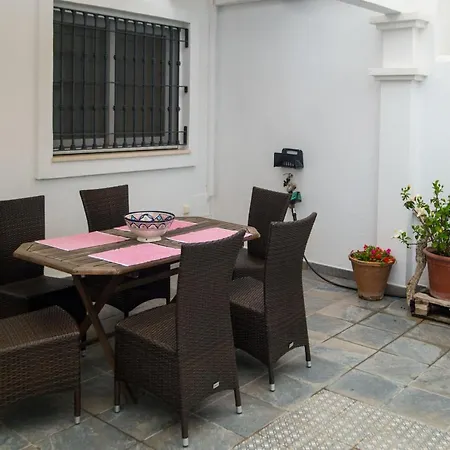 Casa Moderna - Pool, Patio, Wifi, Air Condition *